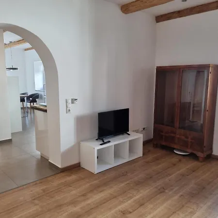 Kreuzberg Apartment *