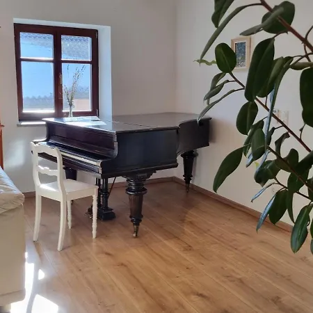 Kreuzberg Apartment *